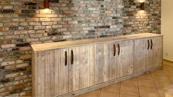 Bauholzmöbel | Sideboard, 3-teilig mit Schwenktüren in Bauholz |  Design-Griffe
