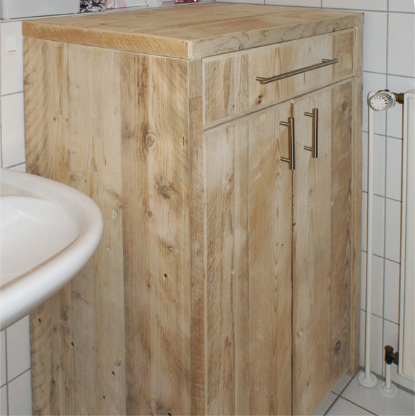 Bauholz-Sideboard | Highboard | Schwenktüren | Schublade | Badeinrichtung | timber classics