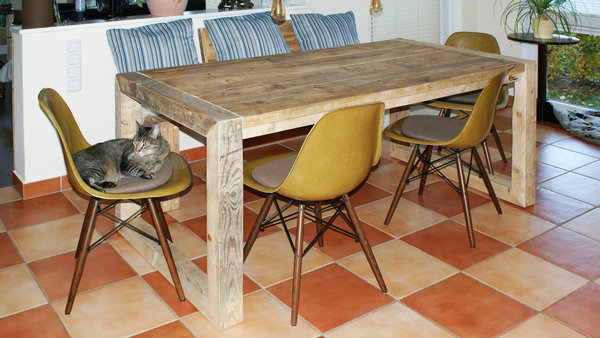 Bauholz-Tisch Kantholzrahmen | Esstisch | Arbeitstisch | Büro | Ladengeschäft | Gerüstholz-Möbel