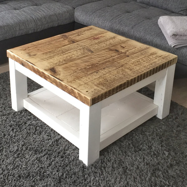 Bauholz-Tisch, Loungetisch, Landhausstil